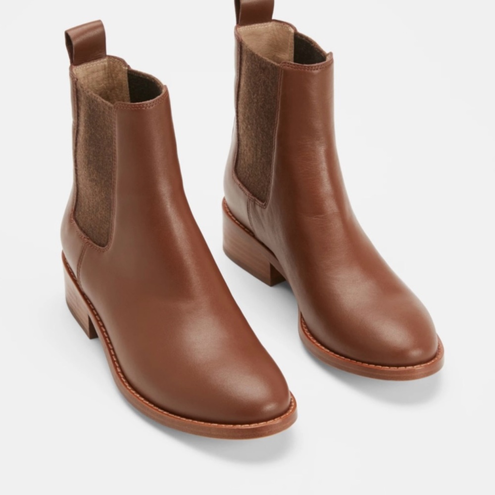Eileen Fisher Vent Leather Chelsea Booties